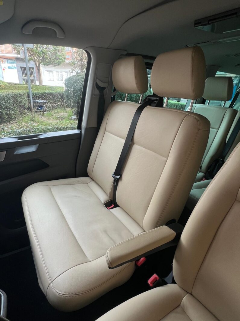 VOLKSWAGEN Caravelle Premium Corta 2.0 TDI BMT DSG 4Motion