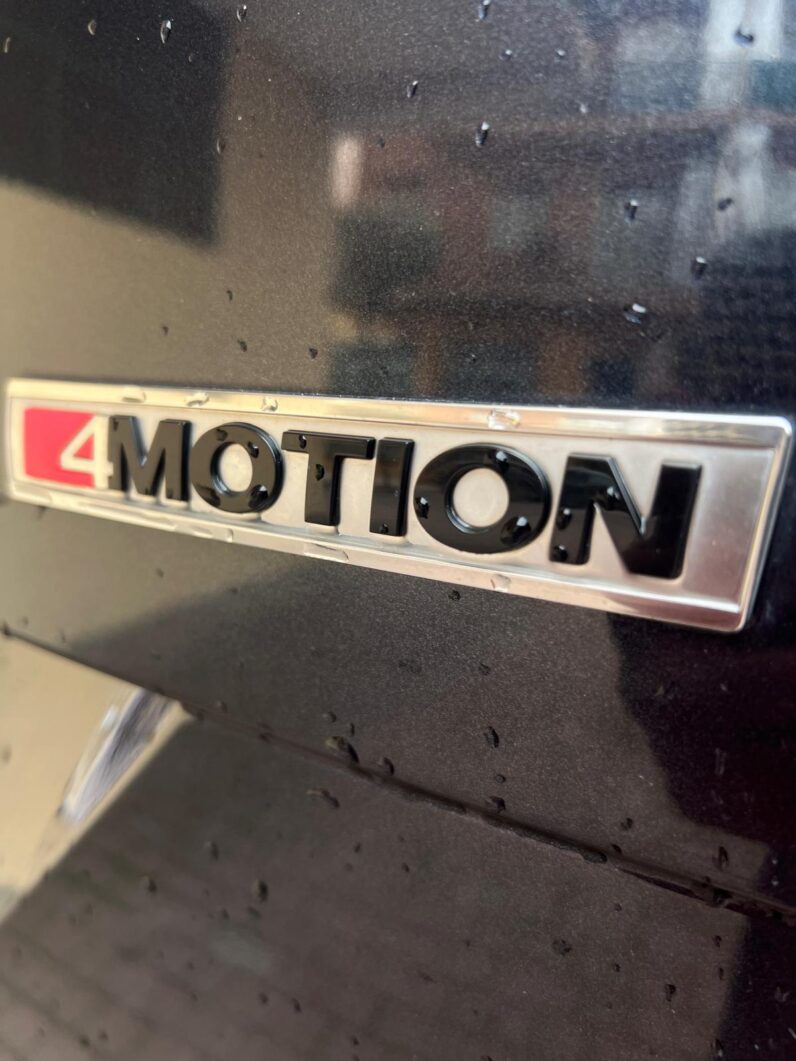 VOLKSWAGEN Caravelle Premium Corta 2.0 TDI BMT DSG 4Motion