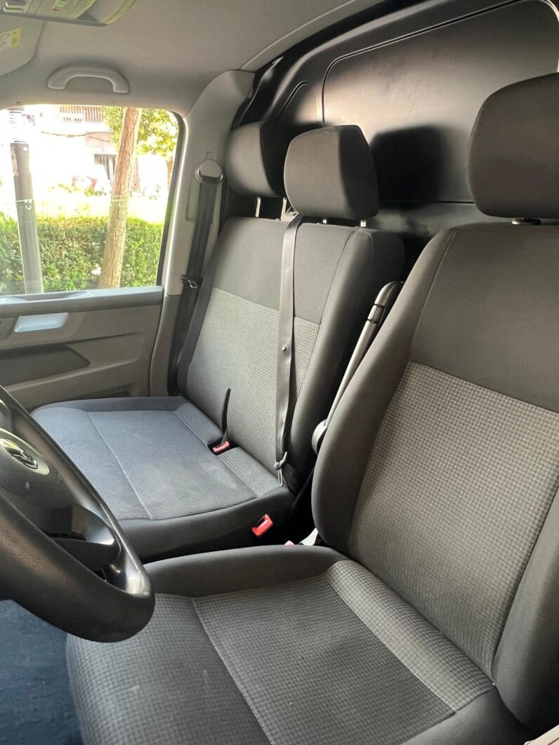 VOLKSWAGEN Transporter Furgon Largo TA 2.0 TDI BMT
