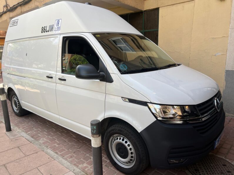 VOLKSWAGEN Transporter Furgon Largo TA 2.0 TDI BMT