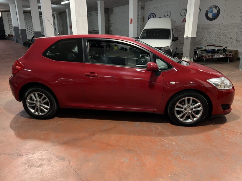 TOYOTA Auris 1.3 VVTi Dual Auris