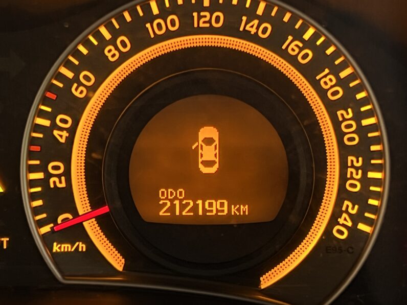 TOYOTA Auris 1.3 VVTi Dual Auris