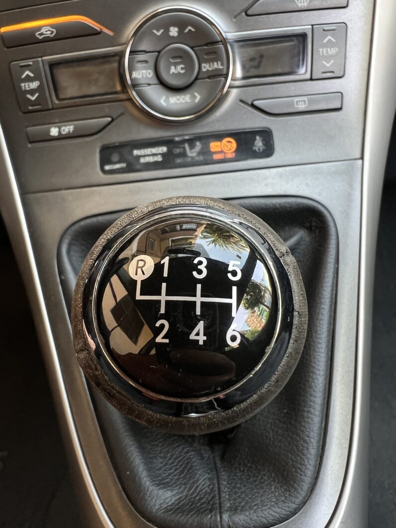 TOYOTA Auris 1.3 VVTi Dual Auris
