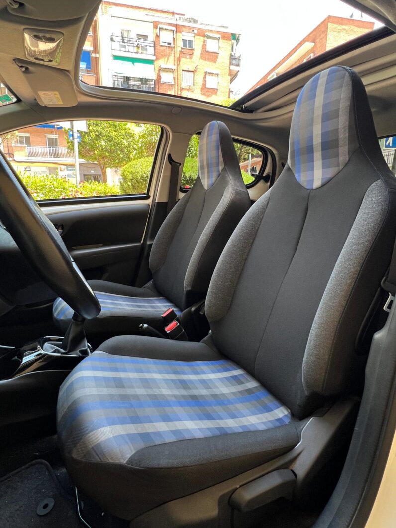 PEUGEOT 108 Collection VTi CABRIO