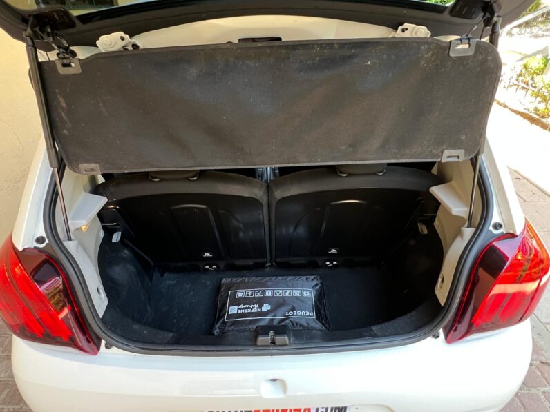 PEUGEOT 108 Collection VTi CABRIO