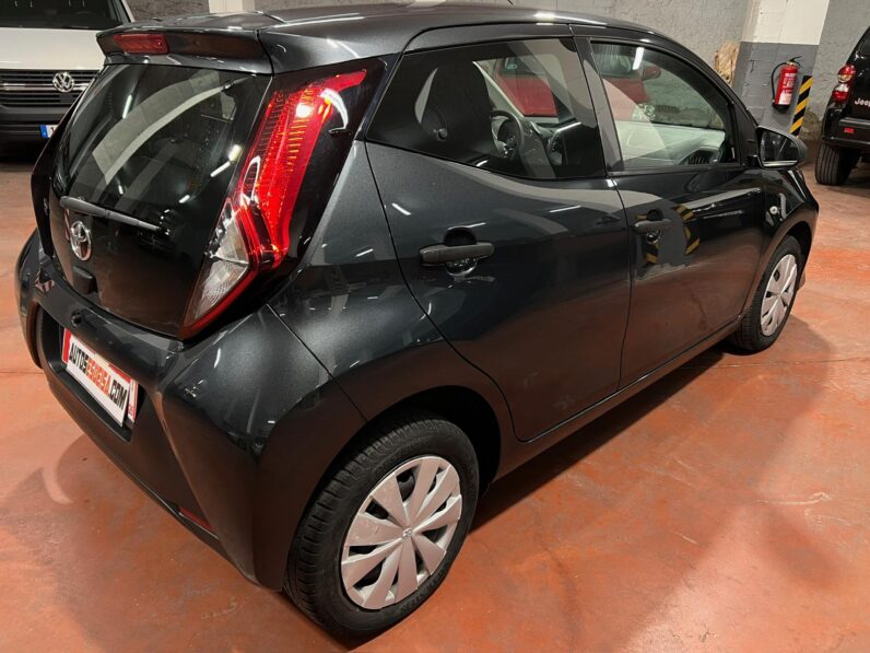 TOYOTA Aygo 1.0 70 xstyle