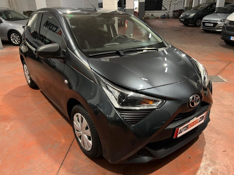 TOYOTA Aygo 1.0 70 xstyle