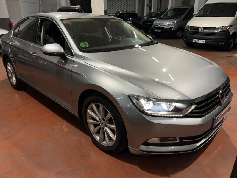 VOLKSWAGEN Passat Advance 2.0 TDI 150CV